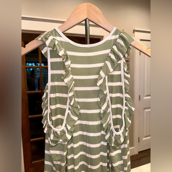 NWOT Twenty Ten Green White Striped Ruffle‎ Racerback Top Size Medium - Picture 1 of 7